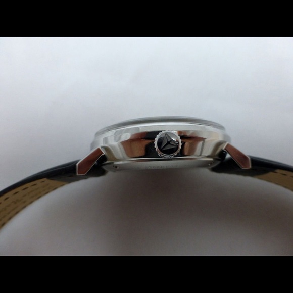 Junkers Bauhaus Automatic Watch Power Reserve - Picture 6 of 16